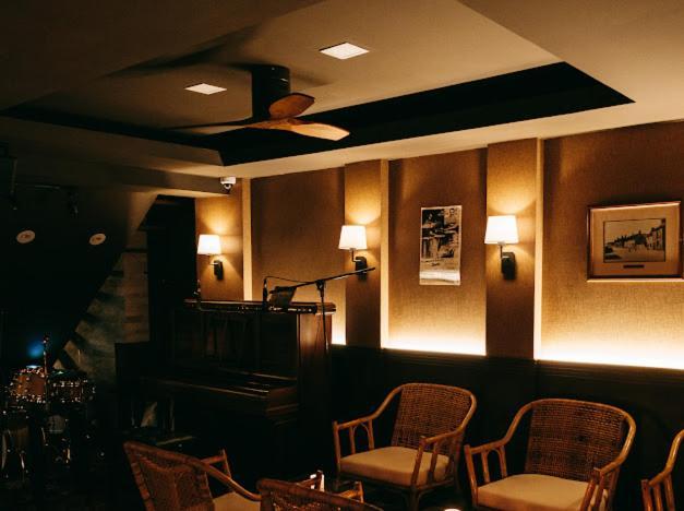 G Boutique Silom Hotel Bangkok Exterior photo