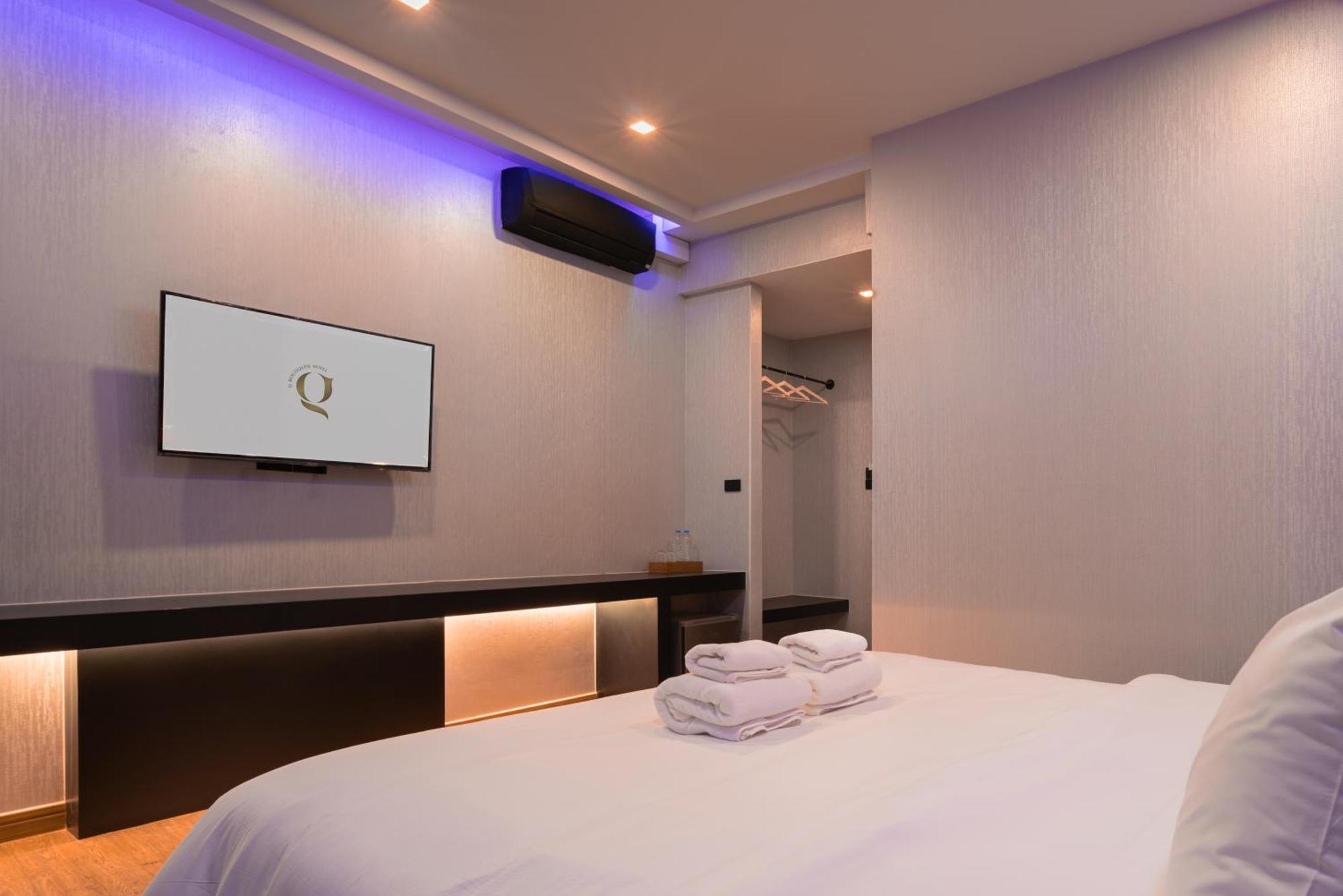 G Boutique Silom Hotel Bangkok Exterior photo